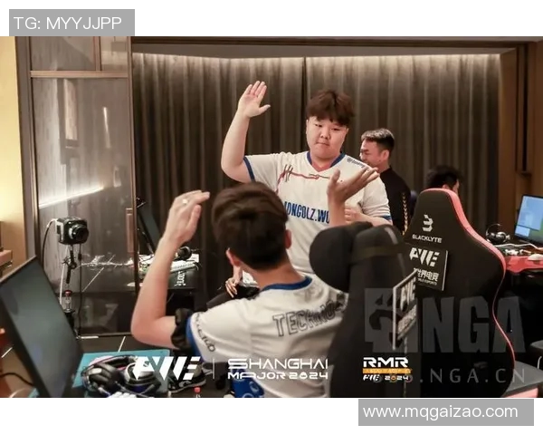 CS冬季大型锦标赛选手赛后恢复训练开始